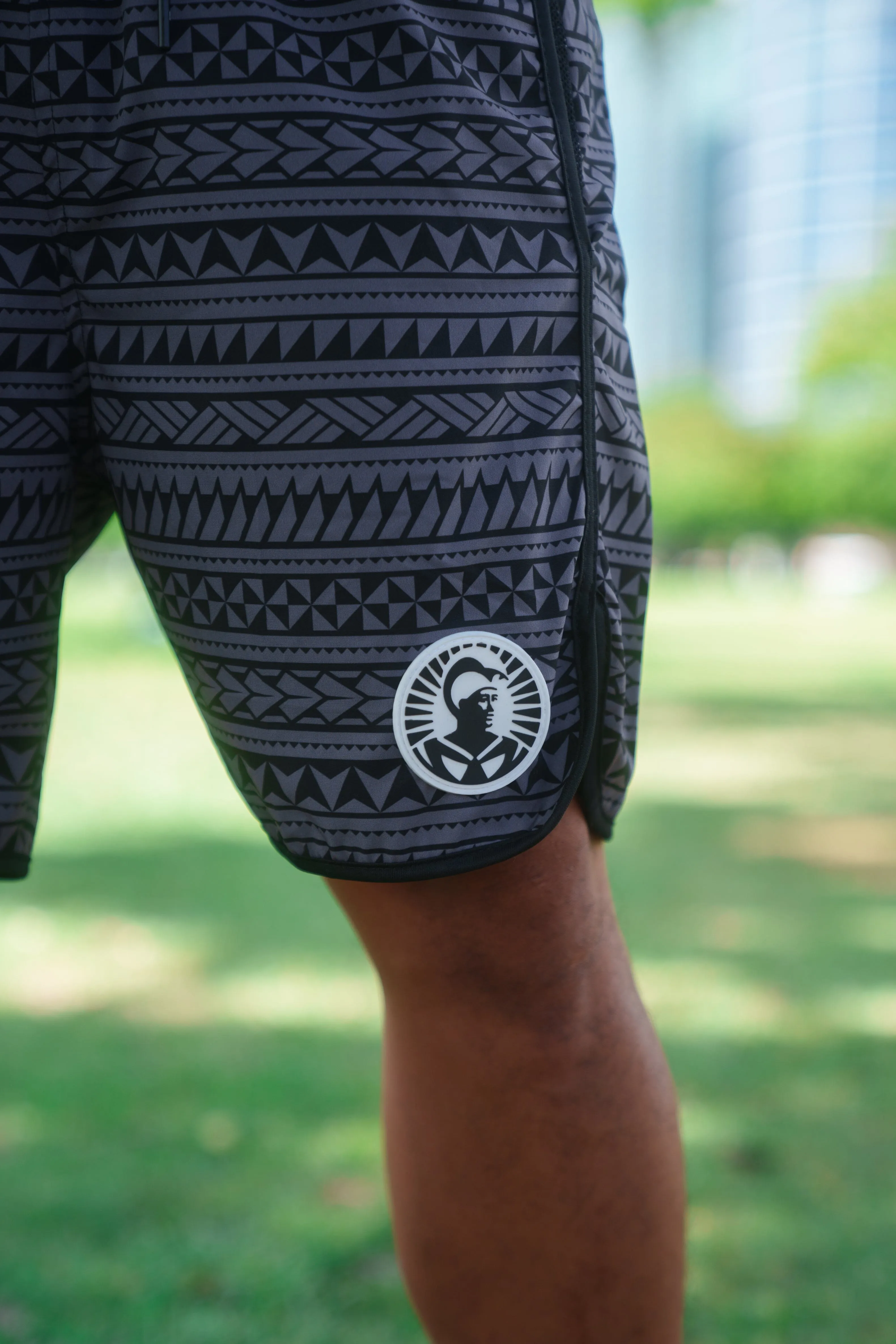 BLACK & GRAY TRIBAL ALOHA FESTIVAL PERFORMANCE SHORTS