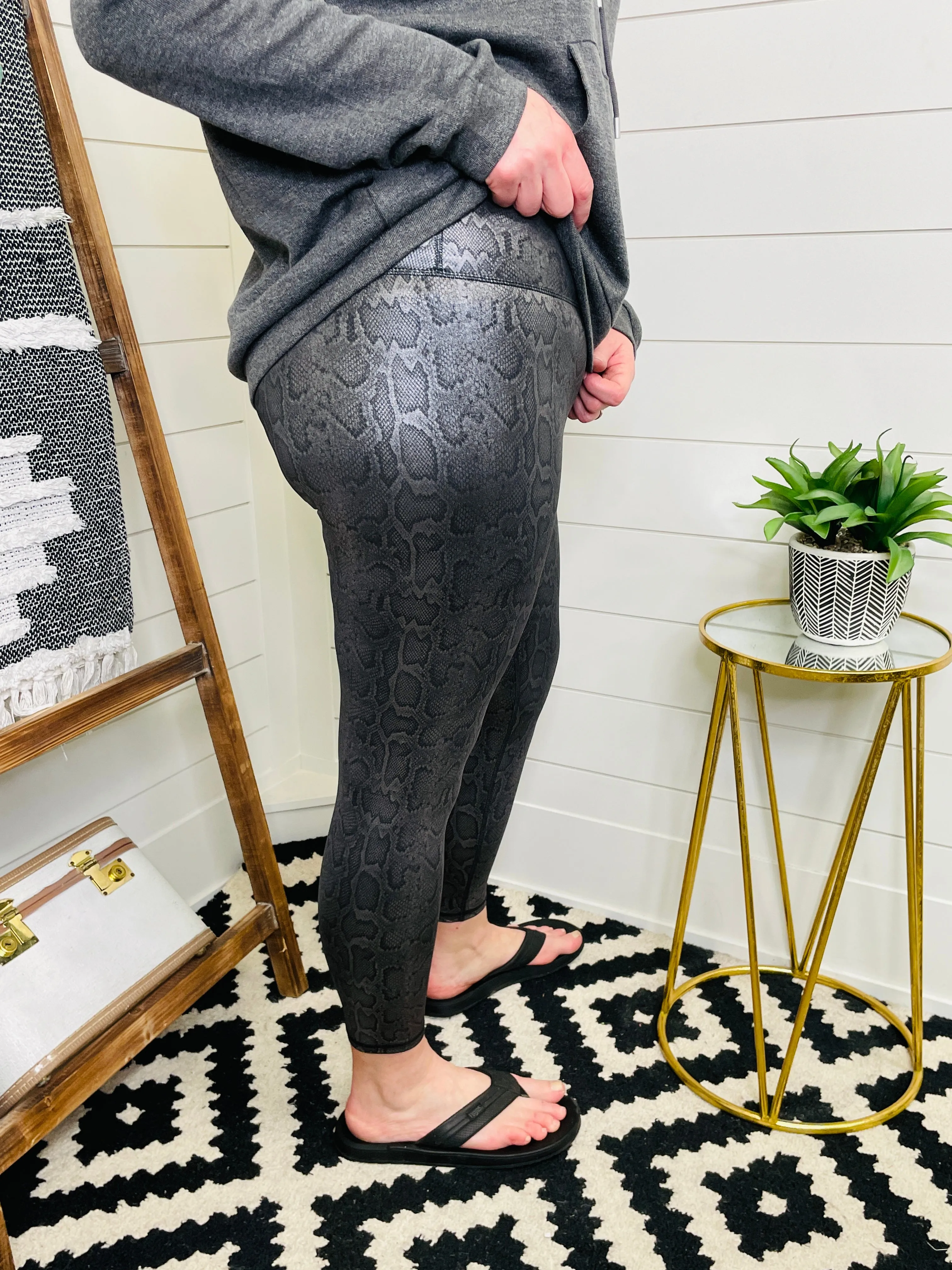 Snake Print Metallic Activewear Leggings