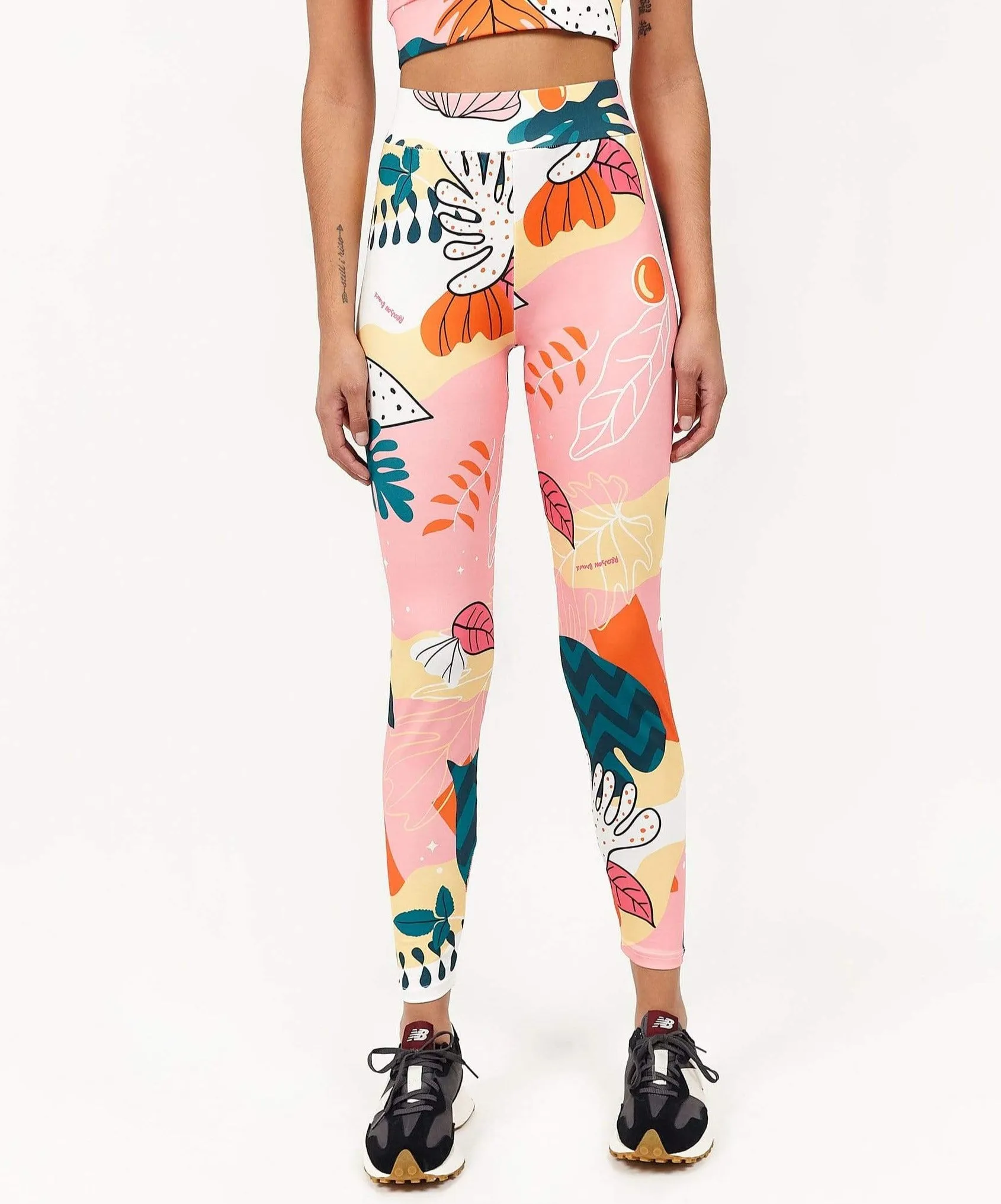 Womens Wild Leggings